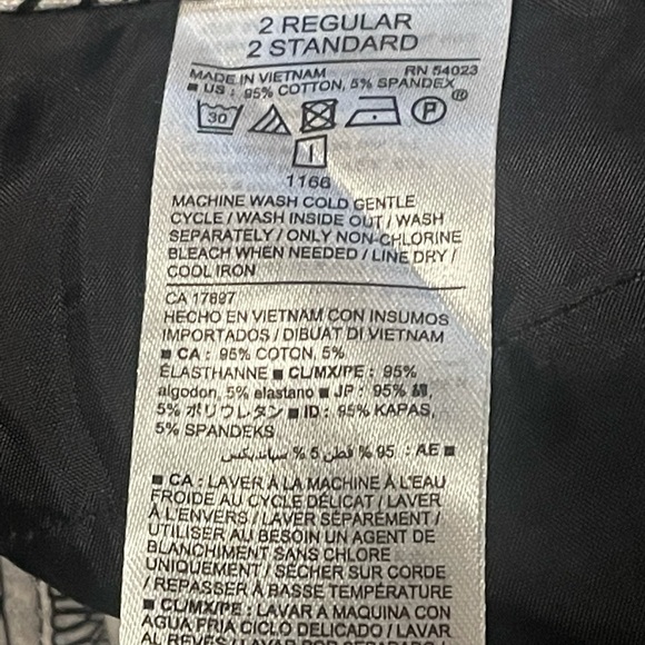 Women’s Old Navy Mid-rise Pixie Pants - Picture 5 of 6